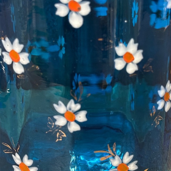 Vintage Blue Glass Daisy biscuit Jar with Metal Lid - Picture 6 of 6